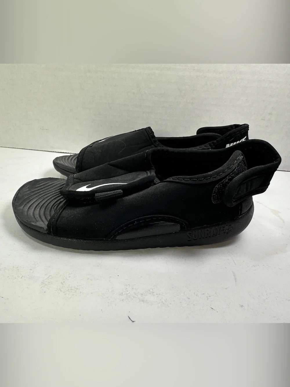 Nike Sunray Kids Black Slide Sandals Summer Shoes Size 9
